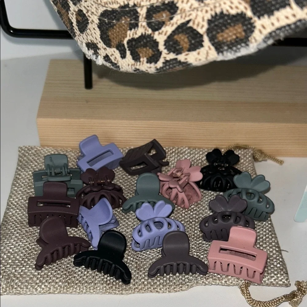 Leopard Print Cap and Hair Accessories Set NWT